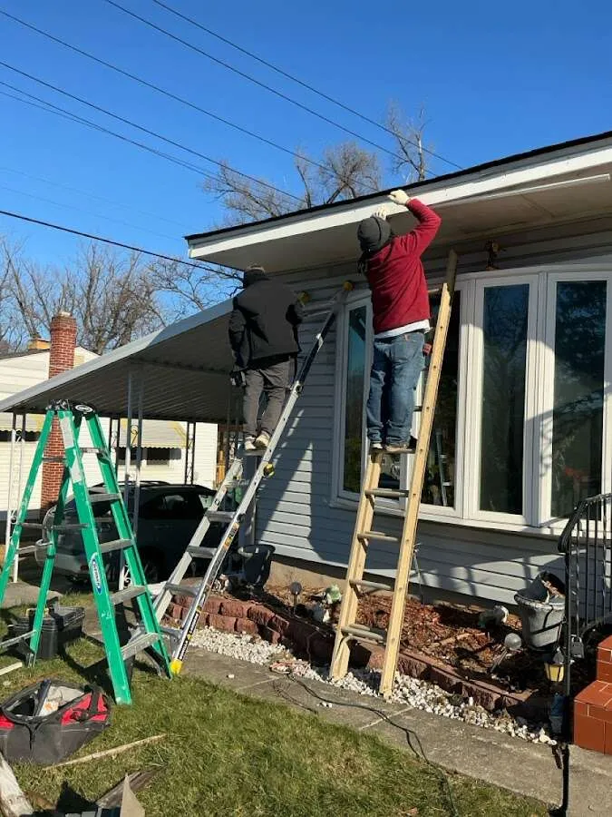 Restoration crew performing exterior repair in Altoona